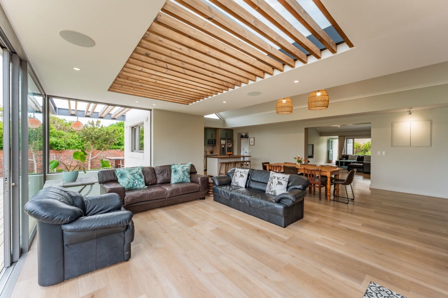 4 Bedroom Property for Sale in Cape St Francis Eastern Cape